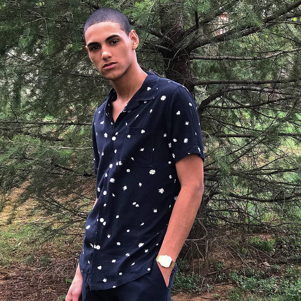 Meet your Posher, Ariel